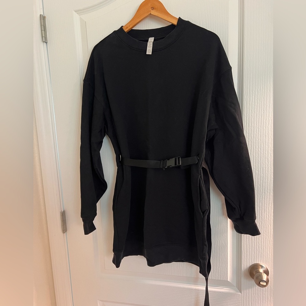 Alo black accolade sweatshirt dress with waist belt - size M